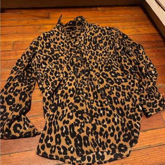 - Button up animal print blouse long sleeve - Picture 1 of 10